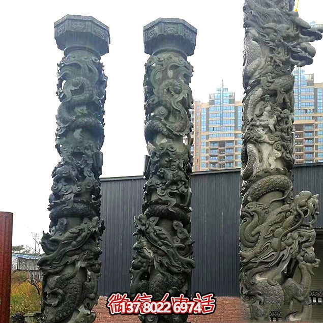 仿青石中國(guó)龍柱，為酒店門前增添靈動(dòng)氣息